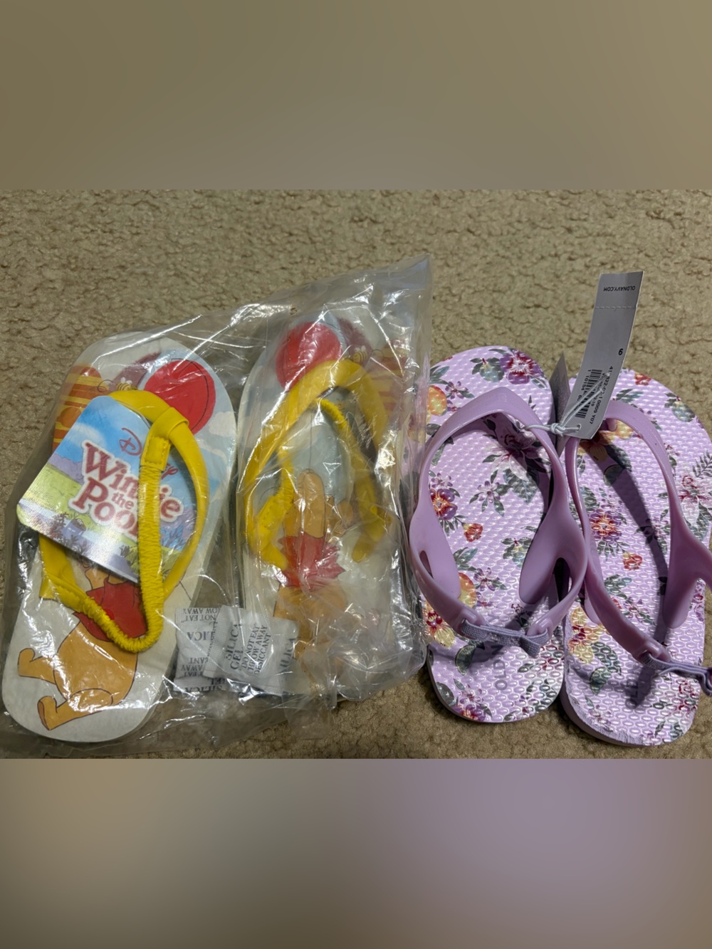 Disney Kids Floral Purple Flip Flop Sandals with Yellow Winnie the Pooh Pair nwt